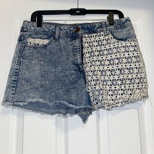 Celebrity Pink Jeans Lace Shorts